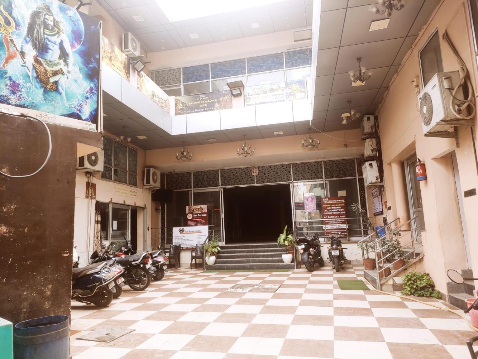 Shree Krishna Hotel Inn Varanasi Esterno foto